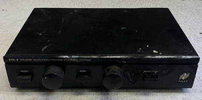 Niles Audio  SVL 2 Speaker Selection/Volume Control System