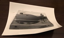 AR ACOUSTIC RESEARCH TURNTABLE ORIGINAL GLOSSY BLACK AND WHITE PHOTO AD M344x