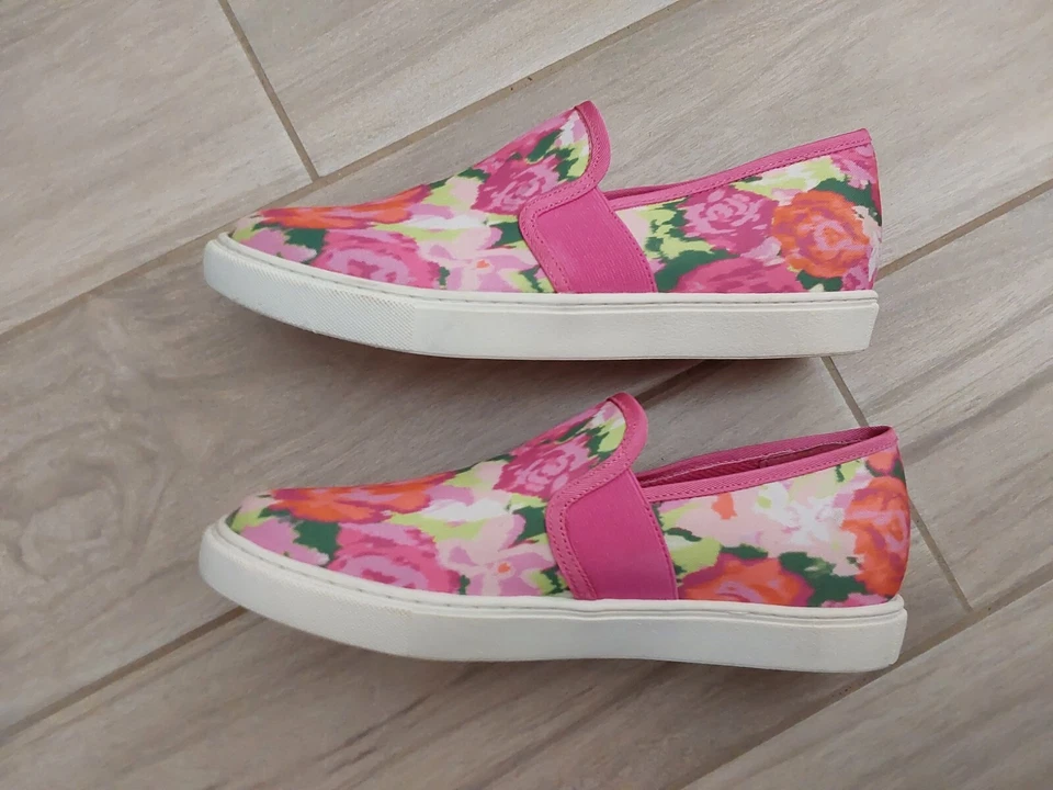 Mocasín sin cordones Isaac Mizrahi nuevo sin caja de tela floral rosa Daphney. Talla 8M Foto 4 de 4
