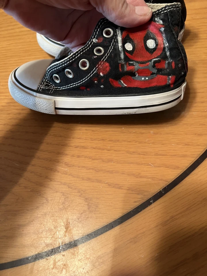 Converse Chuck Taylor All Star zapatos para niños pequeños talla 9 negro Foto 2 de 4