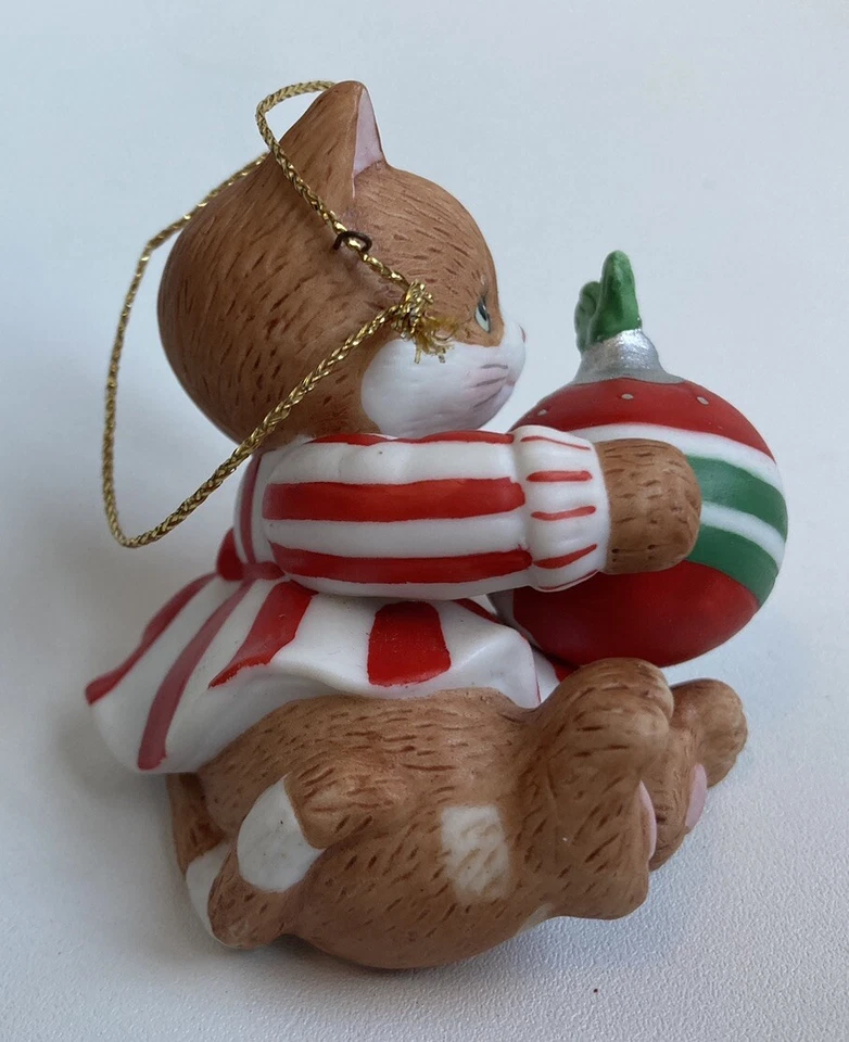 3 adornos navideños de cerámica vintage Bronson coleccionables BC gato campanas de tren bola Foto 3 de 4