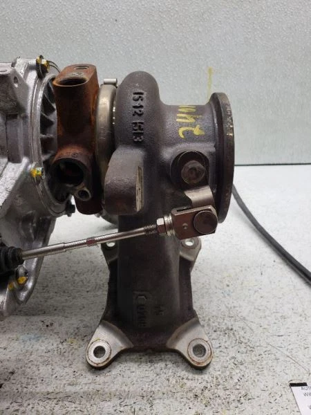 Colector de escape 1,8 L compatible con 15-16 AUDI A3 1117800 Foto 3 de 4