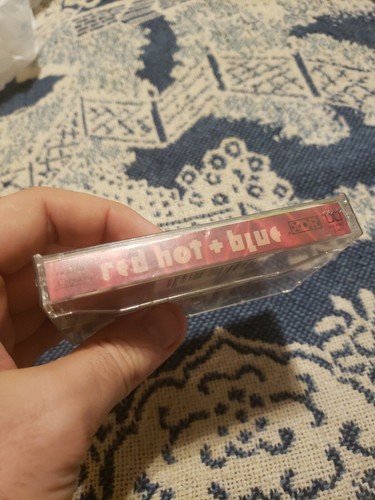 Red Hot & Blue A Tribute To Cole Porter Original 1990 Cassette U2 Byrne Sinead - Picture 3 of 5