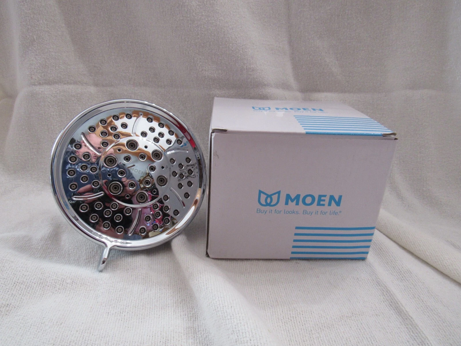 Moen 3638EP 1.75 GPM Multi Function Shower Head with Eco Performance - Chrome
