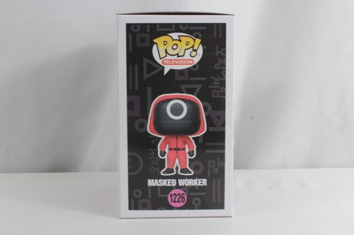 Funko Pop Vinyl Netflix Squid Game MASKED WORKER #1226 Red Soldier Circle - Picture 5 of 7