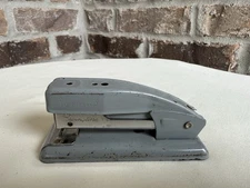 Made in USA Vintage Swingline #99 Grey Stapler Compact Size Tested Works