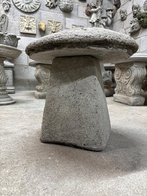 Großer Staddelstein Pilz Garten Ornament Beton Kalkstein Statue Skulptur