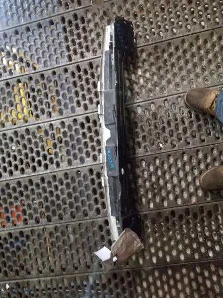 (LOCAL PICKUP ONLY) Rear Bumper Reinforcement Convertible Fits 02-08 MINI COOPER Foto 3 de 4