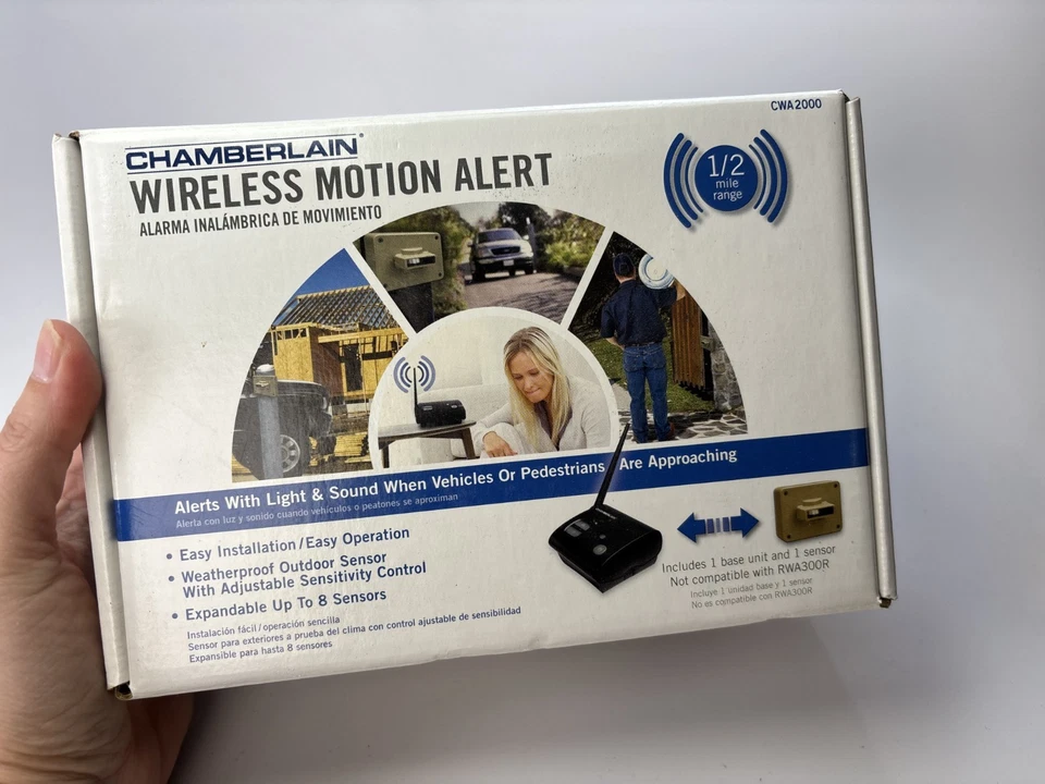 Chamberlain CWA2000 Wireless Motion Alarm System with Sensor CWPIR w/Box - Image 2 of 4