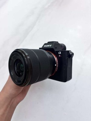 Sony Alpha 7R A7R II Mirrorless Camera Body+FE 28-70mm f/3.5-5.6 OSS Lens Tested