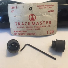 1/24 TRACKMASTER #136-S 5-HOLE MAG SET SCREW SLOT CAR WHEELS 3/8" Wide NOS LOOSE