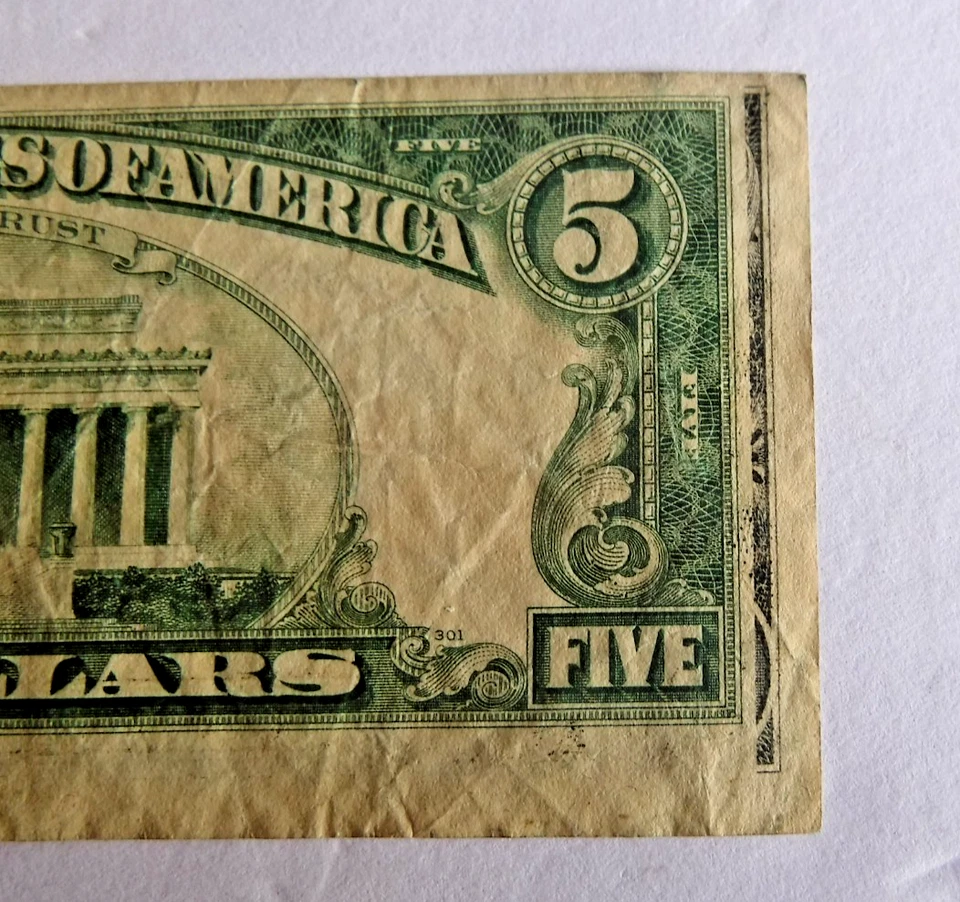 1977 $5 FRN Error - Front to Back Offset Printing Error (Reverse) FR 1974F - Image 3 of 3