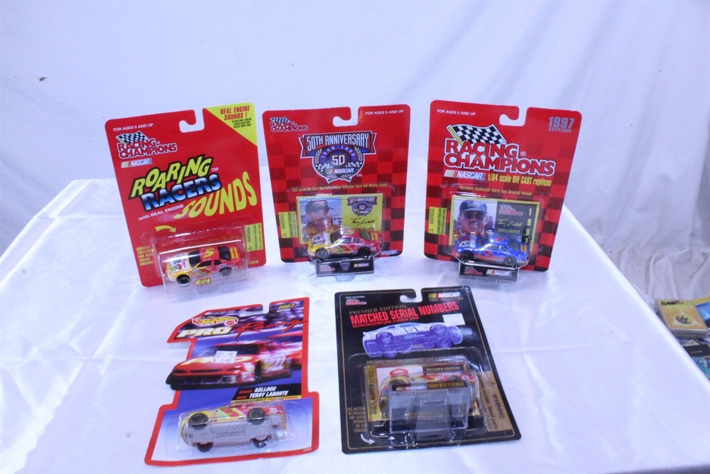 5 Different Racing Champions 1:64 Terry Labonte / Kellogg's Collectible Cars N11