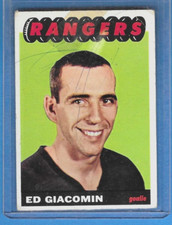 1965-66 Topps Hockey Cards 4