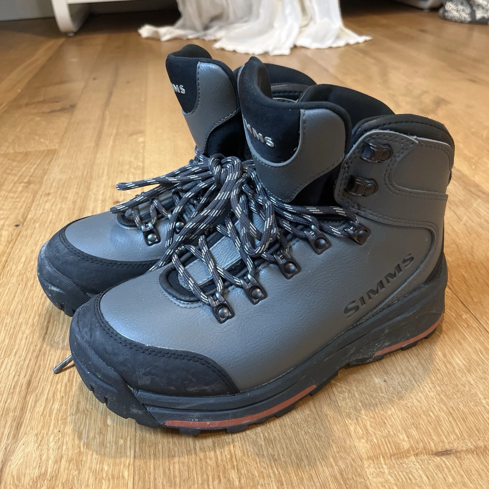 Simms Women's Freestone Wading Boots Size 7