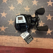 Max Digital Line Counter Low Profile Baitcast Reel, Size LP (1498366), Carbon...