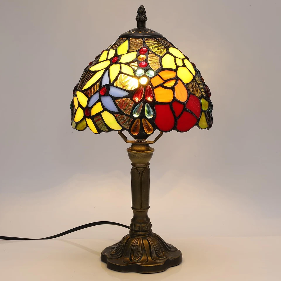 Lampe Tiffany Vintage en Vitrail - Décorative, de Bureau, Chevet et Lecture - Photo 1/4