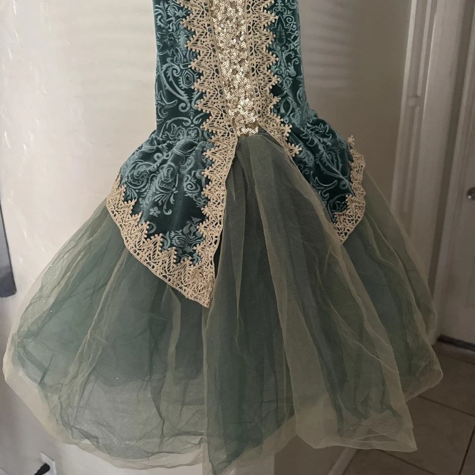 Weissman Princess Dress Up/Play Sleeveless Green/Gold Girls Size XS - Image 3 of 4