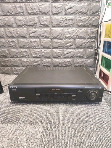 Sony SLV-E720 Video Cassette Recorder Please Read Discription Spares Or Repairs