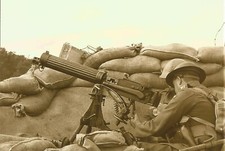 WW I  Allies    Photo   **  ** Soldier & Machine Gun