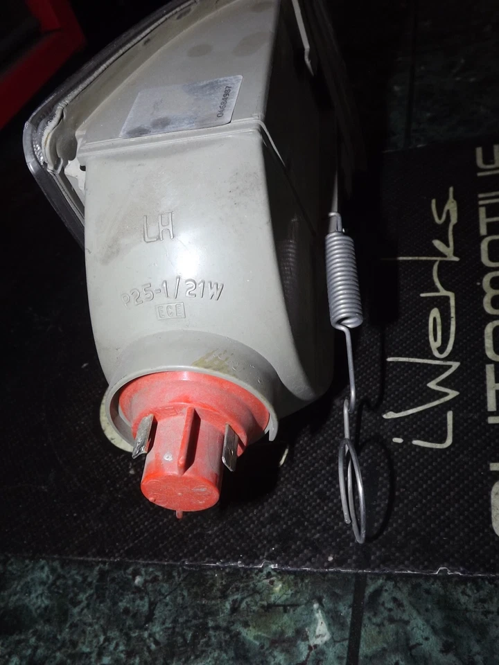 87-91 OEM Sterling 825 827 SL Conjunto de lámpara de luz de esquina delantera lado del conductor FL L Foto 4 de 4