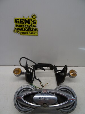Daelim VS 125 Front Headlight Bracket Indicators Horns