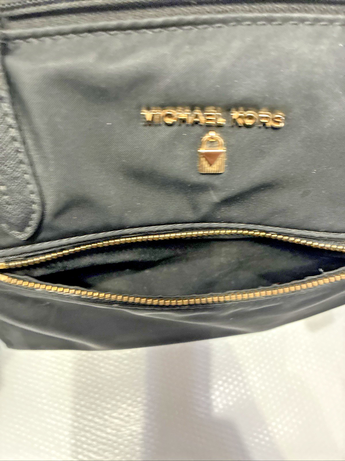 Michael Kors KELSEY BLACK Large Nylon Tote Bag With Luggage Trolley Sleeve thumbnail 5