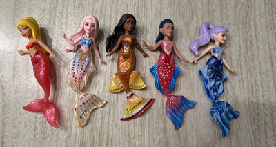 Mattel Disney Princess Ariel & Her Sisters Live Action Movie Dolls & 2011 Aquata