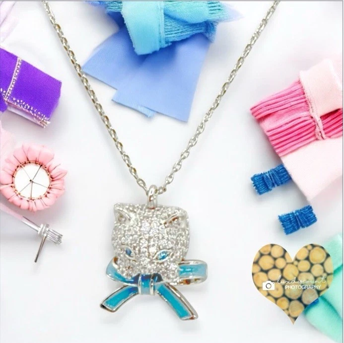 Mini collar colgante Kate Spade Pretty Kitty pavé. Venta al por menor $128 Foto 4 de 4