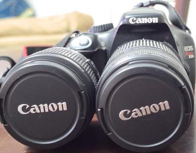 Canon EOS Rebel T2i Digital SLR Camera 18.0MP Black +18-55 + 55-250
