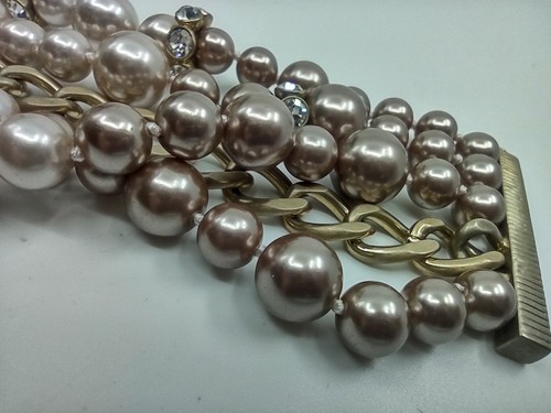 Bracciale vintage Givenchy multifilo perle finte tono oro catena maglia passerella. - Foto 17 di 20