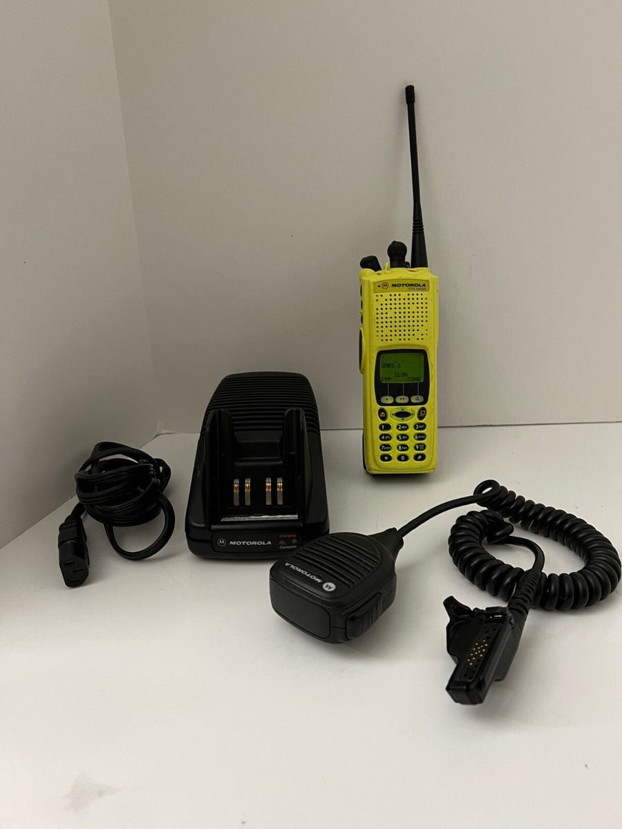 モトローラ MOTOROLA XTS 5000 トランシーバー モトローラ MOTOROLA XTS 5000 トランシーバー - メルカリ