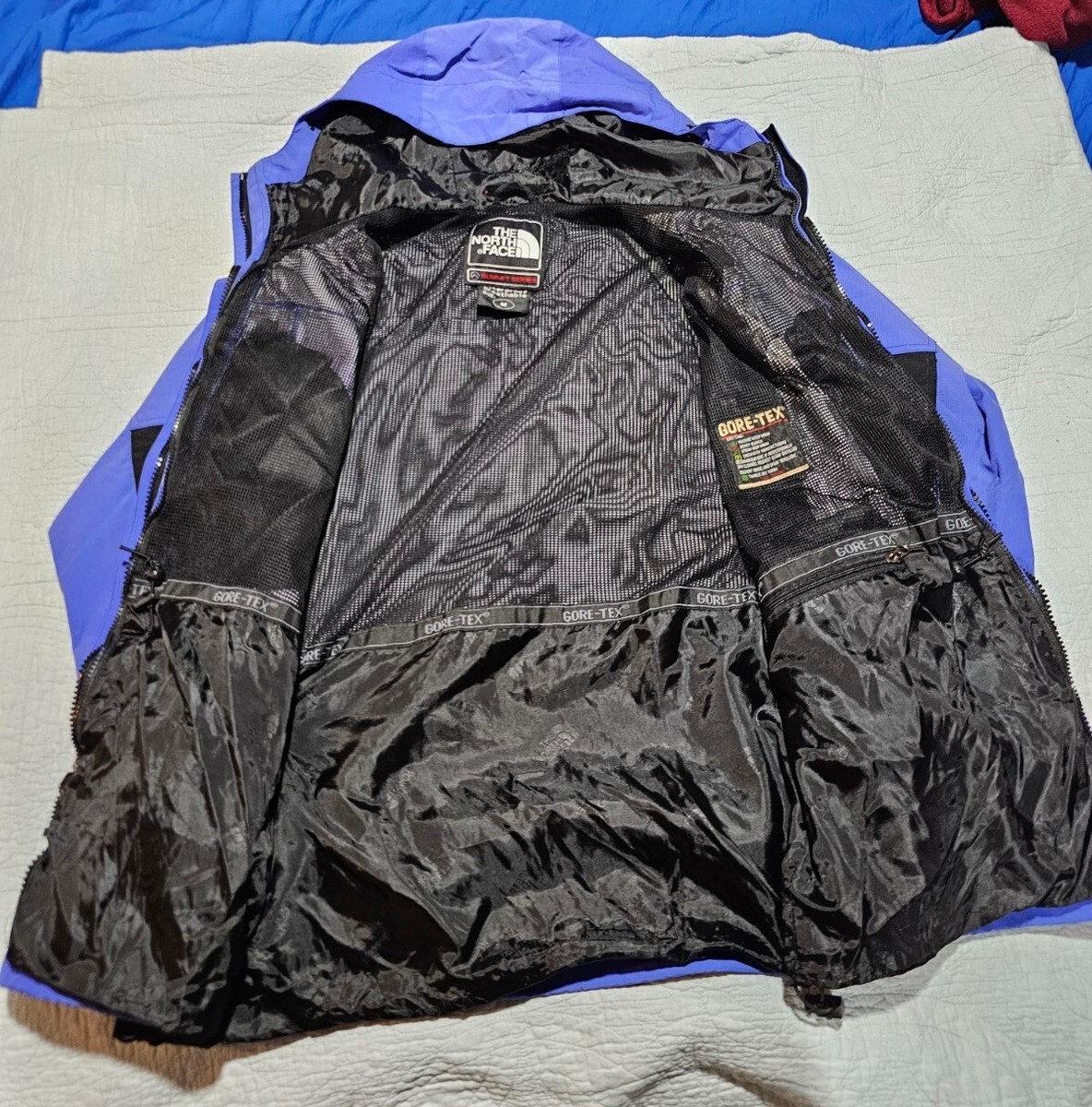 The North Face Gore-tex XCR Summit Series Jacket Size Medium The North Face Gore-tex XCR Summit Series Jacket Size Medium