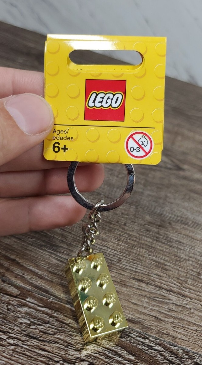 ☆ ~NWT AUTHENTIC Rare LEGO Metallic Gold BRICK 2x4 Key chain with