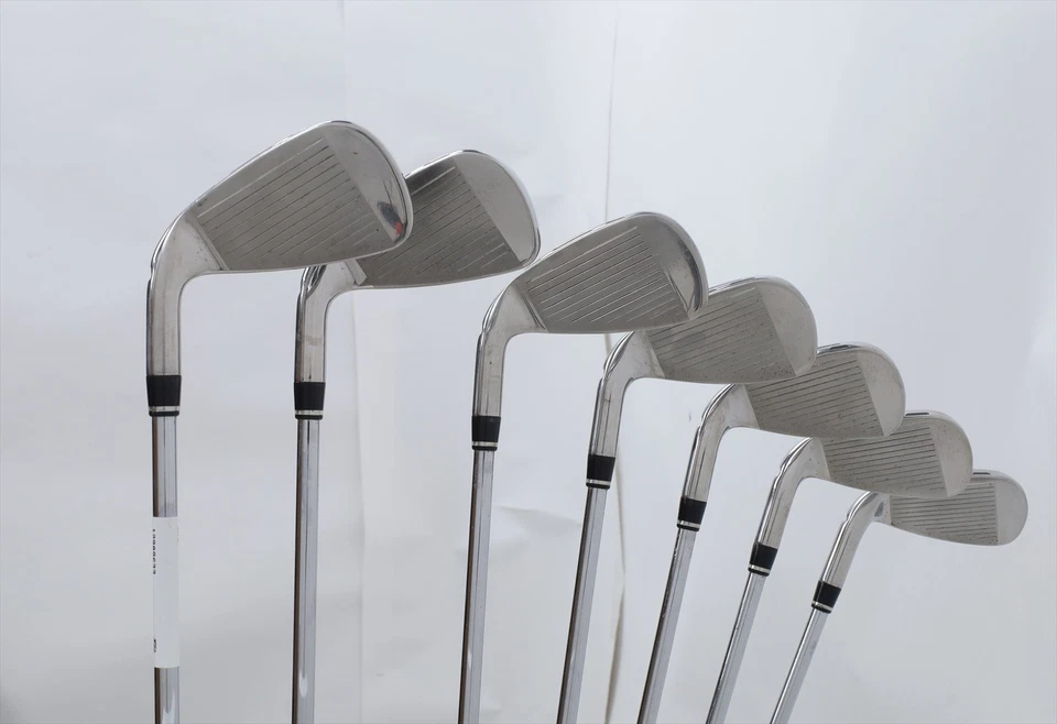 Juego de plancha Wilson Staff D7 5-Pw, Gw regular Flex Kbs Tour 80 acero 12909633 bueno Foto 2 de 4