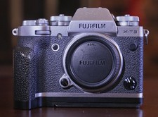 Fujifilm X-T3 Camera Body - 3 Batteries & Charger - Camera Backpack - Fuji Flash