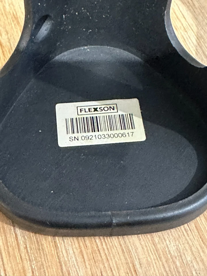 Flexson Mountable Travel Cover for Sonos Roam Black USED RUBBER STRAPS CLIPS - Image 4 of 4