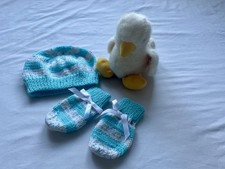 Hand Knitted 0-3 months baby girl hat  mittens turquoise retro cottage core BN