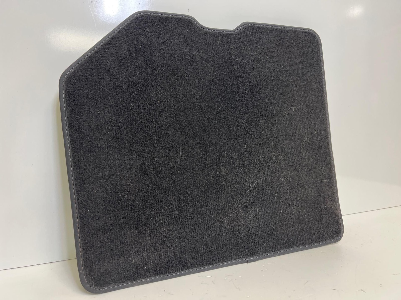 Genuine Audi R8 Footrest 423864420B 9AM Passenger SideFootrest Black (MK)