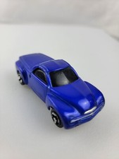 1/64 MAISTO Blue 2000 CHEVROLET SSR Diecast