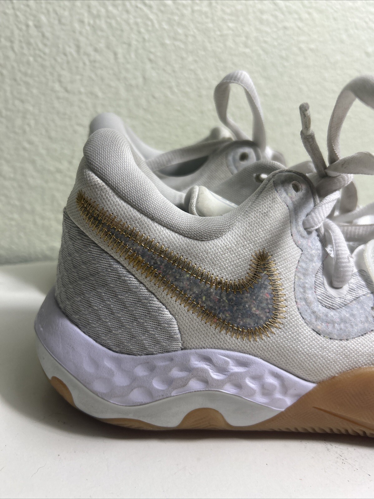 Nike Renew Elevate 2 Summit White Gum Men's Size 8 - image 4