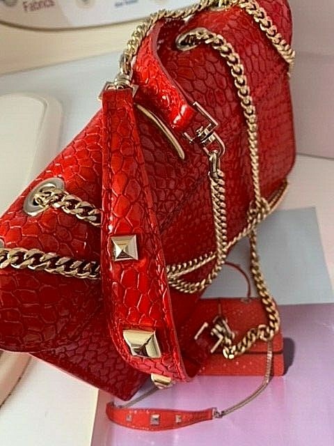 Absolutely Adorable Limited Edition Patrizia Pepe Red Bag W