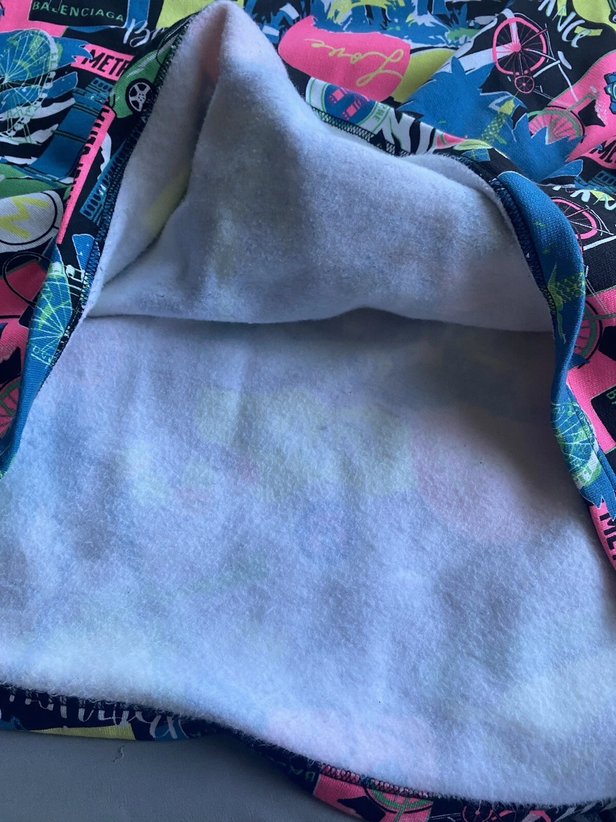 Felpa con cappuccio di design (Balenciaga)