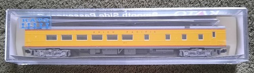 Coche de pasajeros Kato UP lado liso comedor #4810 del conjunto 106-1002. | Condition: New