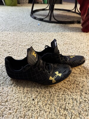Size 6 Under Armour Sprint Pro 3 Men's Track Shoes UA 3022516-003 Black/Gold