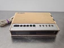 Realtone E-2 Rundfunkempfänger (Radio - oder Tuner nach WW2) wecker
