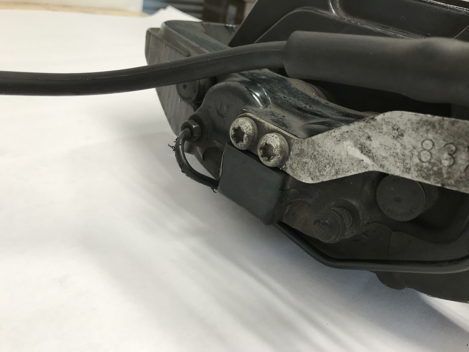 06 07 08 09 10 BENTLEY CONTINENTAL FLYING SPUR CALIPER FRONT RIGHT RH AWD OEM