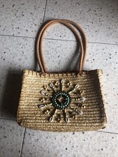 Borsa a mano Donna in Paglia  con perline In Legno e conchiglie Usato