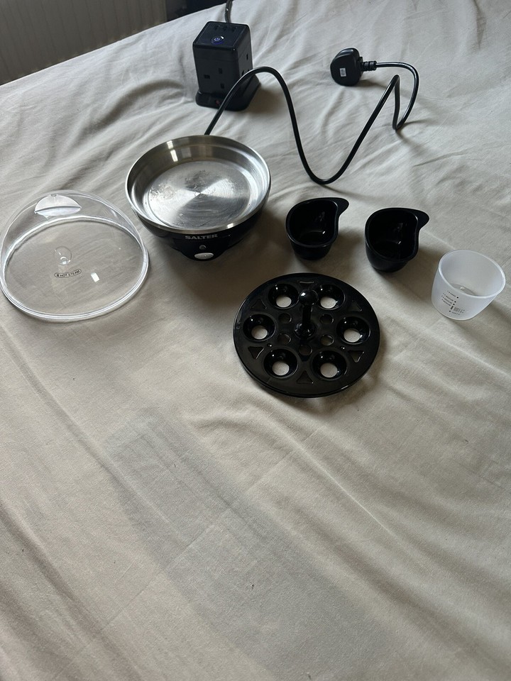 Salter 6 Egg Cooker Electric Poacher Boiler For Soft, Medium or Hard