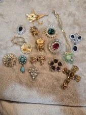 ESTATE COSTUME RHINESTONE JEWELRY LOT SOME SIGNED 15 PCS EXC 